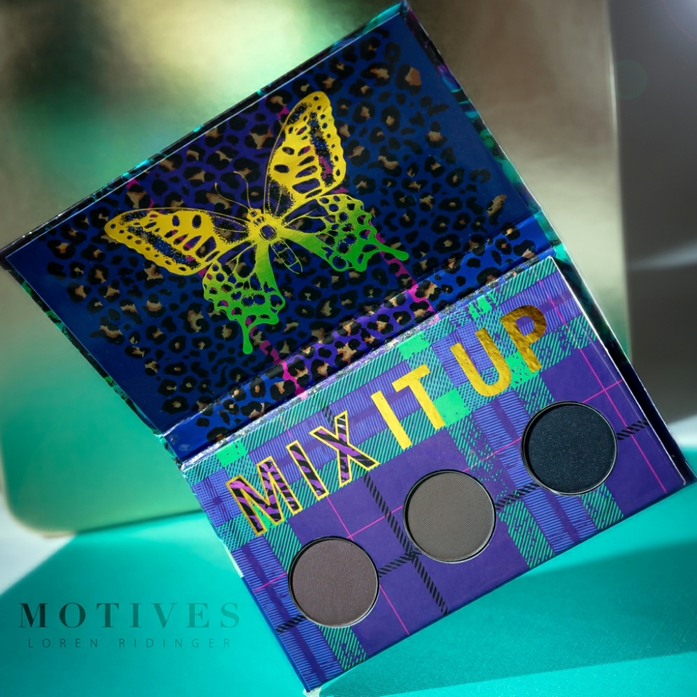 Eyeshadow - Picture 2 of 2